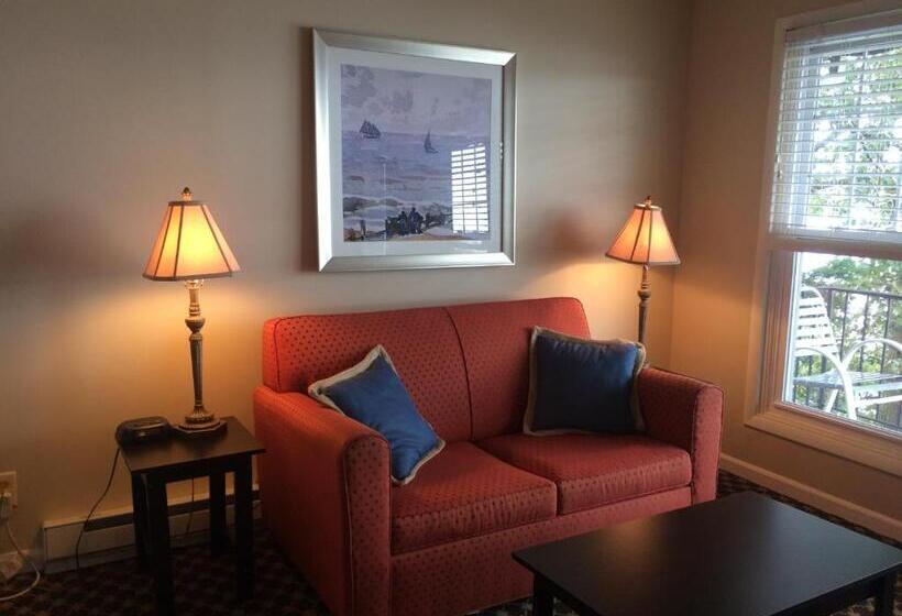 스탠다드 스튜디오 킹침대, Michillinda Lodge Resort