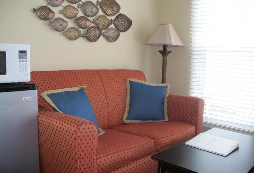 Suite with lake view, Michillinda Lodge Resort