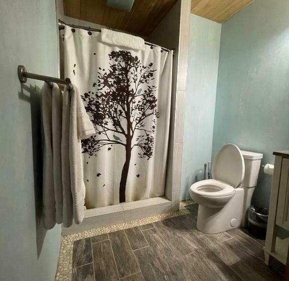 スイート, Adventures Vacation Rentals