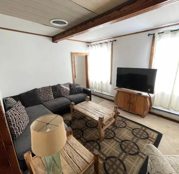 Huoneisto 2 Makuuhuonetta, Adventures Vacation Rentals