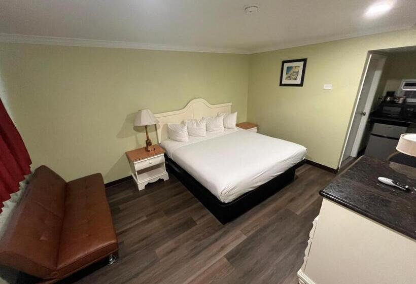 Номер Deluxe Кровать Кинг, American Inn   Grover Beach   Pismo Beach