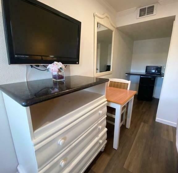 Стандартный Номер Кровать Кинг, American Inn   Grover Beach   Pismo Beach