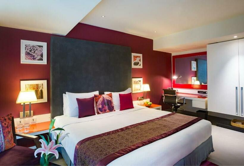 Студия Стандарт, Hard Rock Hotel Goa Calangute