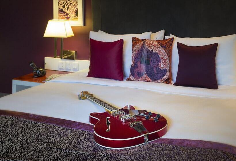스위트, Hard Rock Hotel Goa Calangute