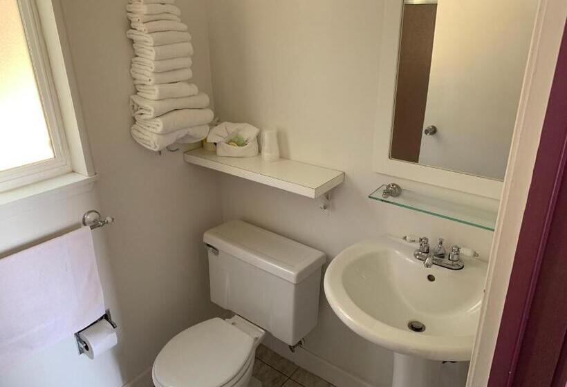 חדר קלאסי לארבעה, Sugarloaf Mountain Motel