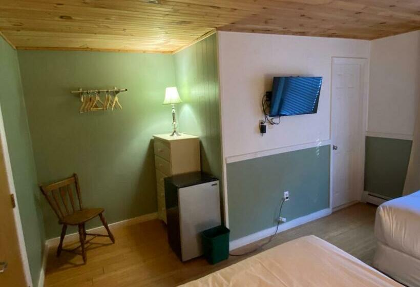 Четырехместный Номер Классик, Bromley View Inn