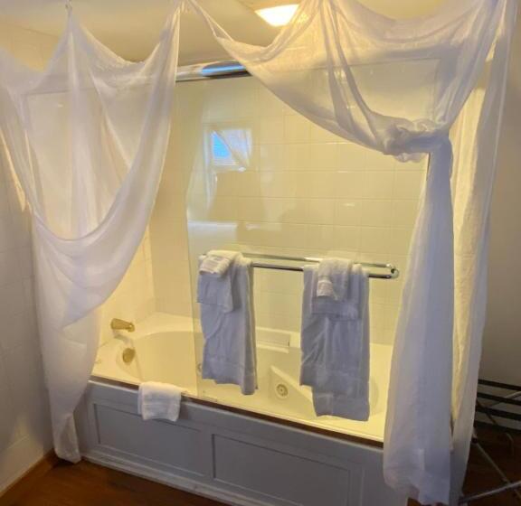 غرفة ديلوكس سرير كينج, Bromley View Inn