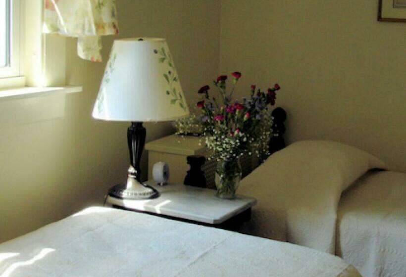 غرفة قياسية, Spruce Moose Lodge