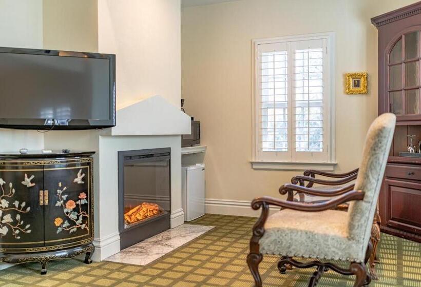 디럭스 룸, The Bergson