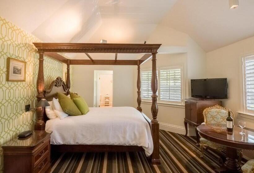 디럭스 룸, The Bergson