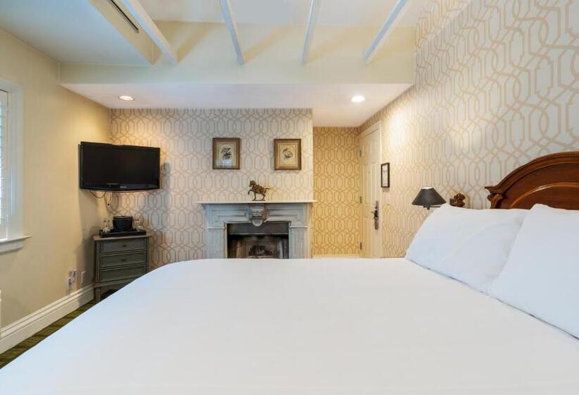 스탠다드 룸, The Bergson