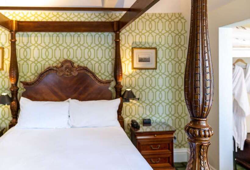 디럭스 룸, The Bergson