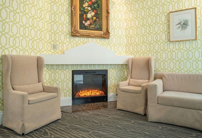 수피리어 룸, The Bergson