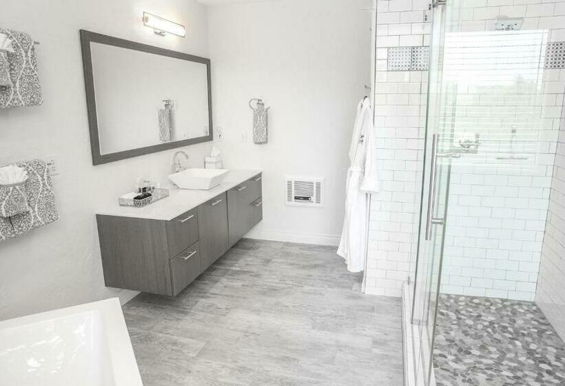 غرفة ديلوكس سرير كينج, The Eden House Vineyard