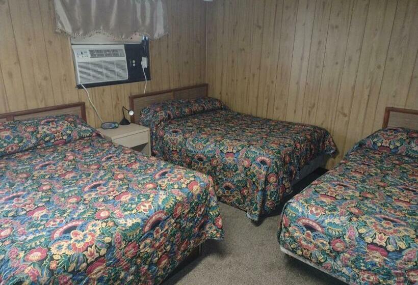 패밀리 룸, Davis Motel