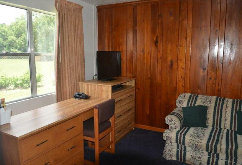 جناح 3 غرف نوم, El Camino Motel