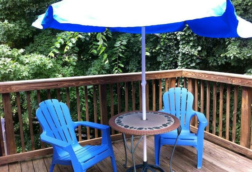 Стандартный Номер Кровать Кинг, Emerald Necklace Inn Bed And Breakfast