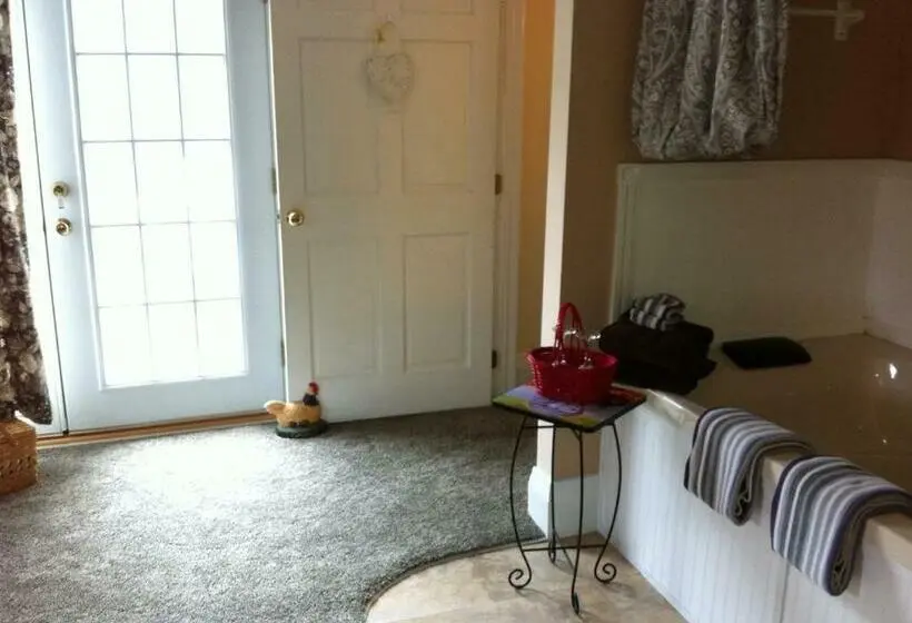 デラックスルーム, Emerald Necklace Inn Bed And Breakfast