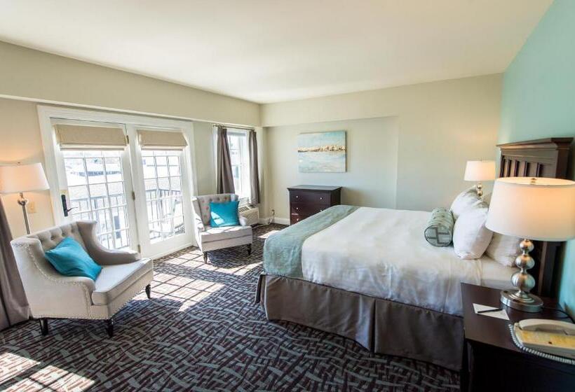 منزل غرفة نوم واحدة, Union Bluff Hotel & Meeting House