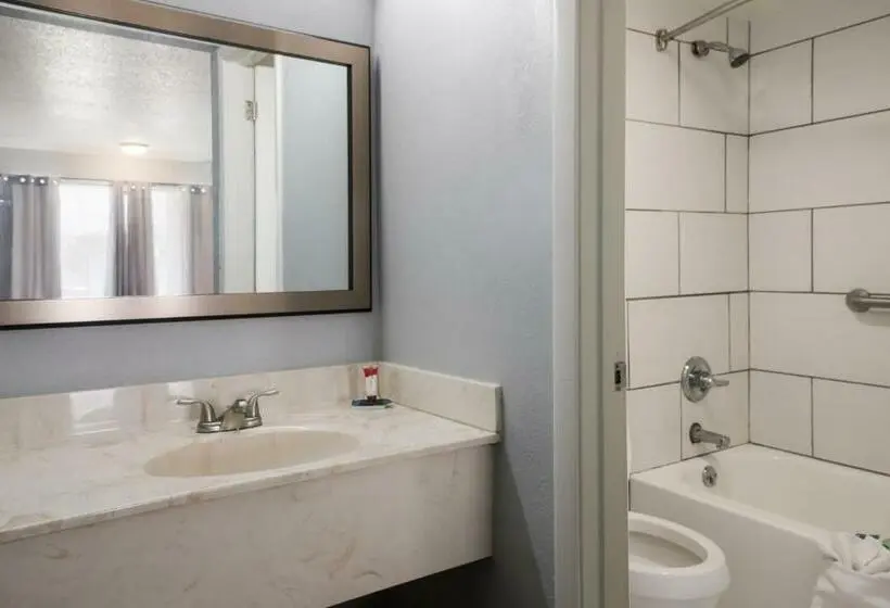 Standard-huone King-vuode, Americas Best Value Inn And Suites Blytheville