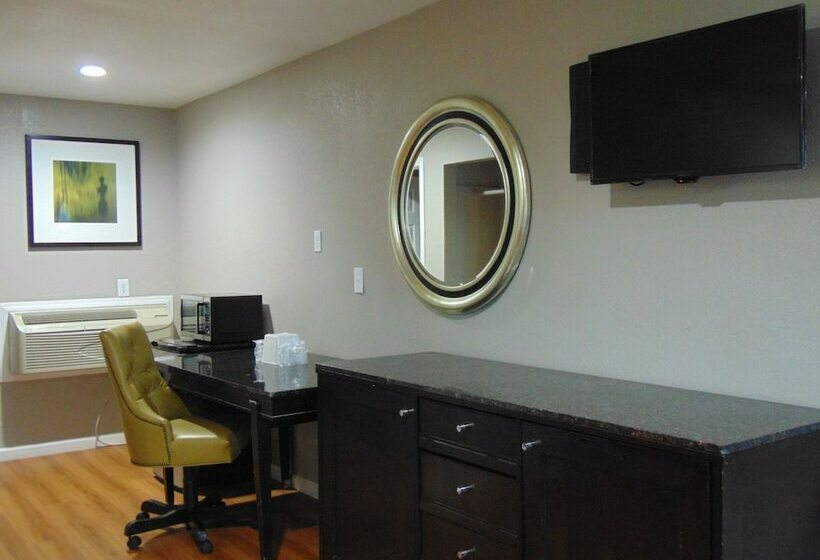 غرفه قياسيه سريرين مزدوجين, Budget Inn Lake Oroville