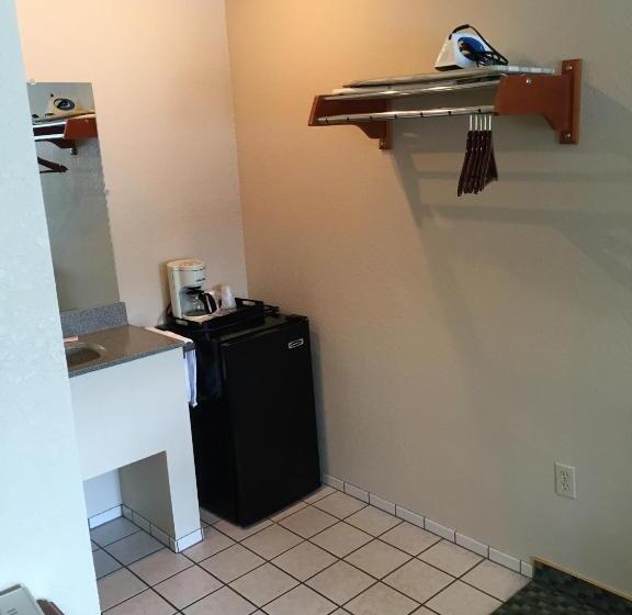 חדר סטנדרט, Budget Inn Of Lodi