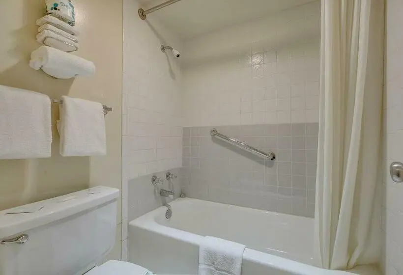 スタンダードルーム, Candlewick Inn And Suites