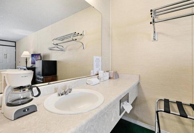 Стандартный Номер Кровать Кинг, Candlewick Inn And Suites