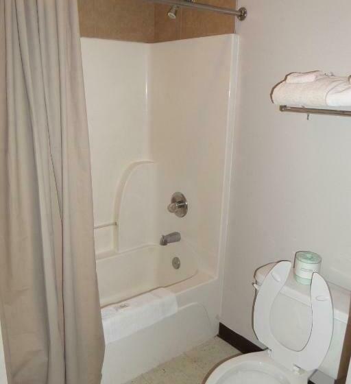 غرفة قياسية, Lynchburg Country Inn