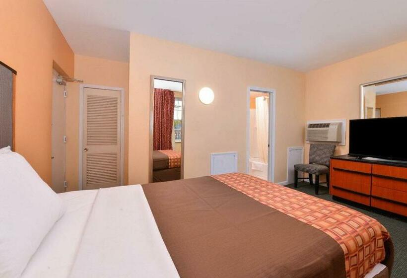 Номер Стандарт, Media Inn & Suites