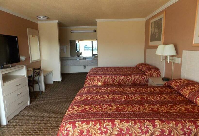 带2个双人床的标准工作室, River Valley Motor Inn