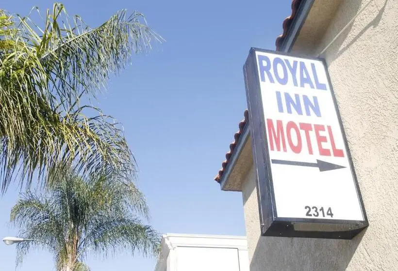 ２ダブルベッドのスタンダードルーム, Royal Inn