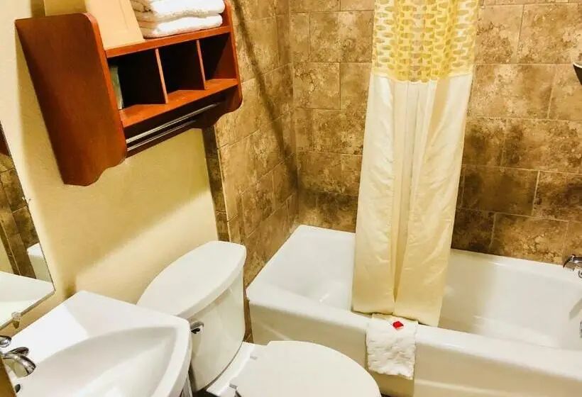 اتاق استاندارد با 2 تخت دوبل, Sunset Inn Longview