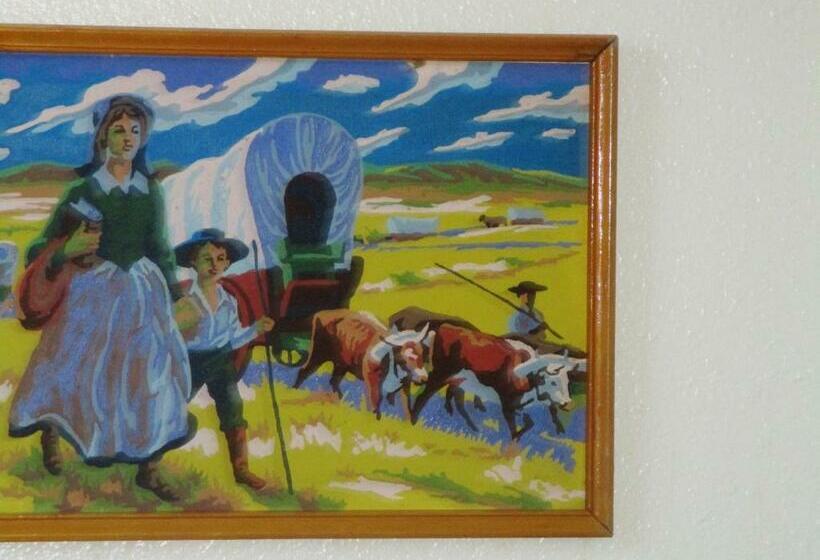 חדר סטנדרט עם מיטת קווין, Virginia City Inn