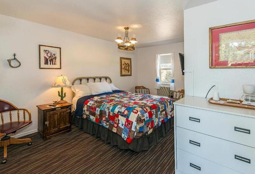 חדר סטנדרט עם מיטת קווין, Virginia City Inn