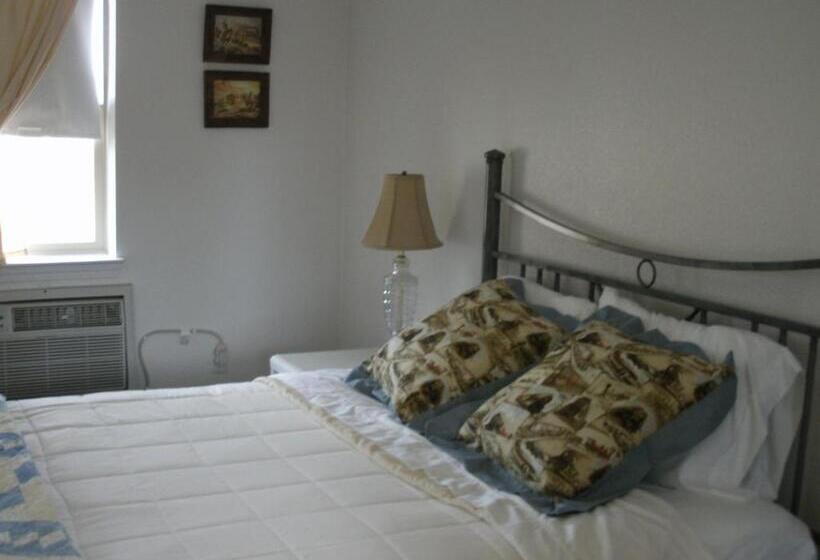 Номер Стандартный Кровать Куин, Virginia City Inn
