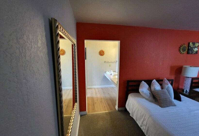 Номер Премиум, Rose S Motel