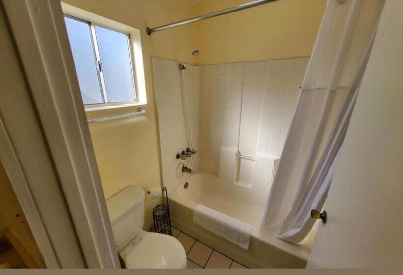 高级客房, Rose S Motel