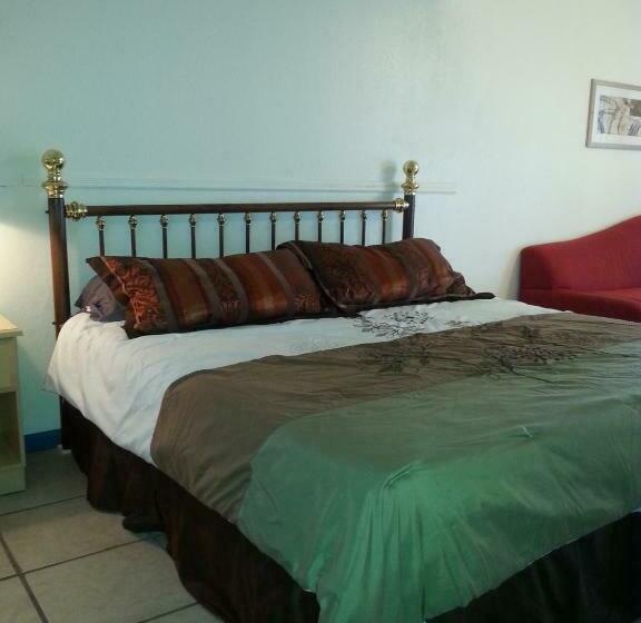 جناح سرير كينج, Sunrise Motel