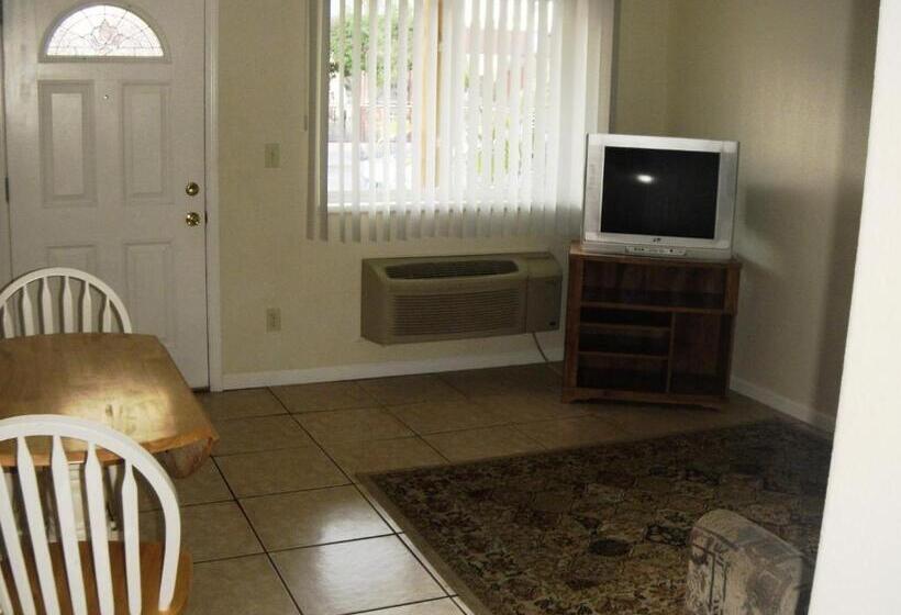 جناح ديلوكس, Sunrise Motel