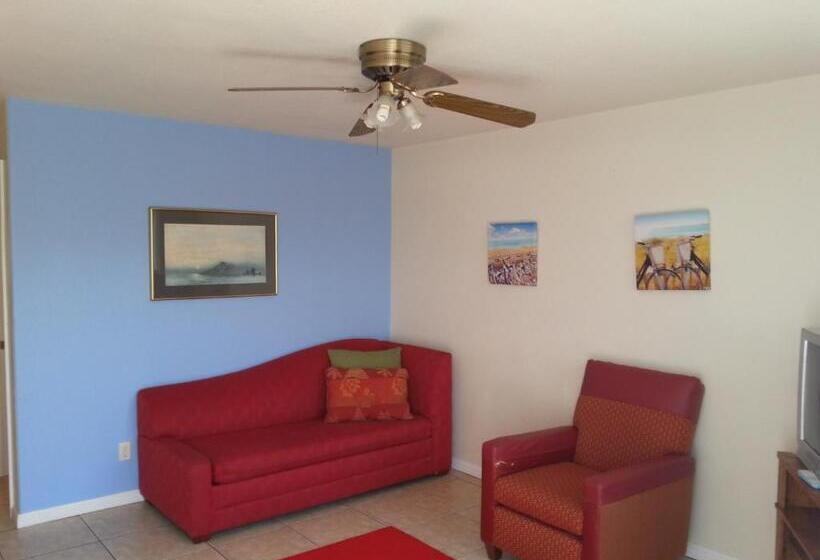 جناح ديلوكس, Sunrise Motel