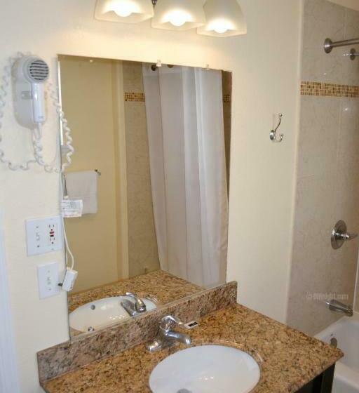 غرفة قياسية سرير كينج, Wittle Motel