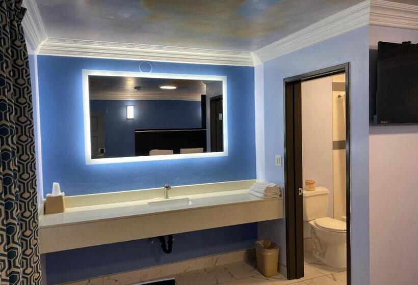 غرفة قياسية سرير كينج, Golden West Manor Motel