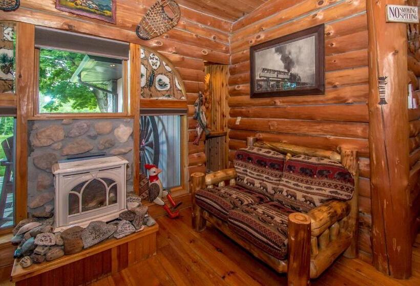 오두막, Adventure Suites