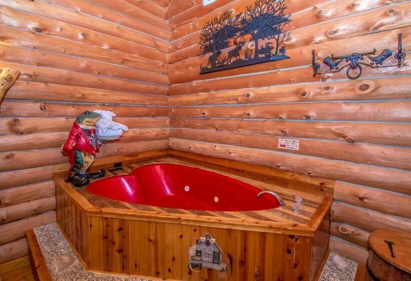Хижина, Adventure Suites