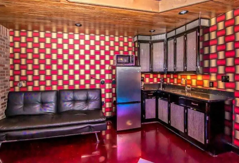 Club-huone, Adventure Suites