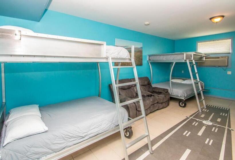 Номер Стандарт с Гостиной, Adventure Suites