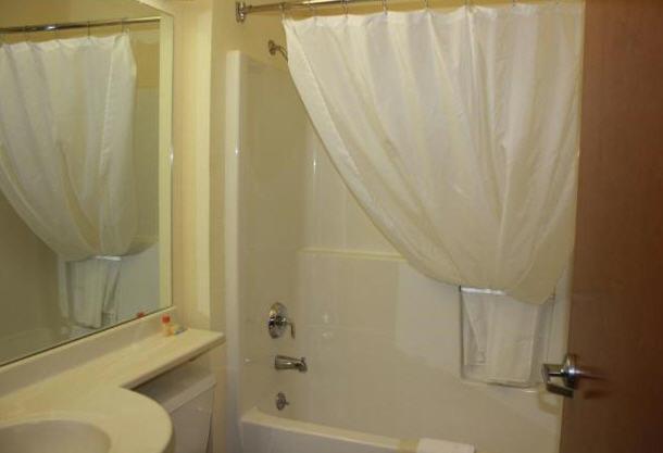 غرفه قياسيه سريرين مزدوجين, Rincon Inn And Suites