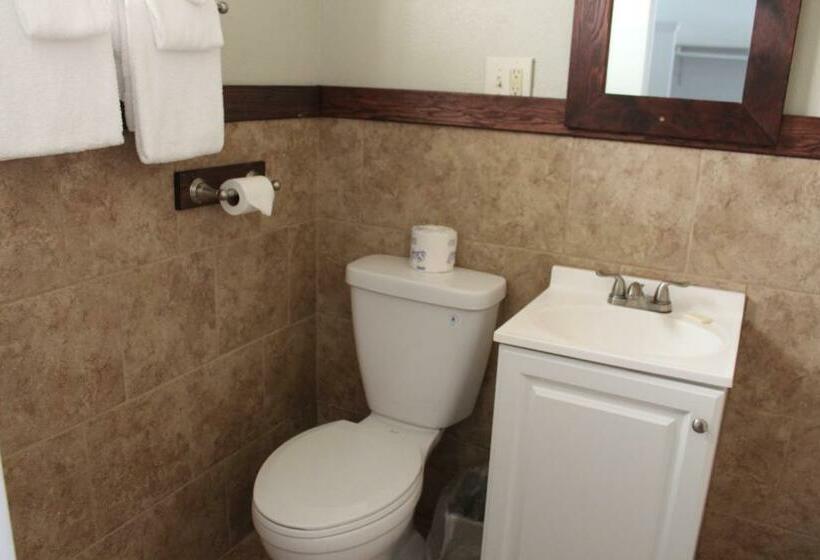 带大床的标准间, Motel 101