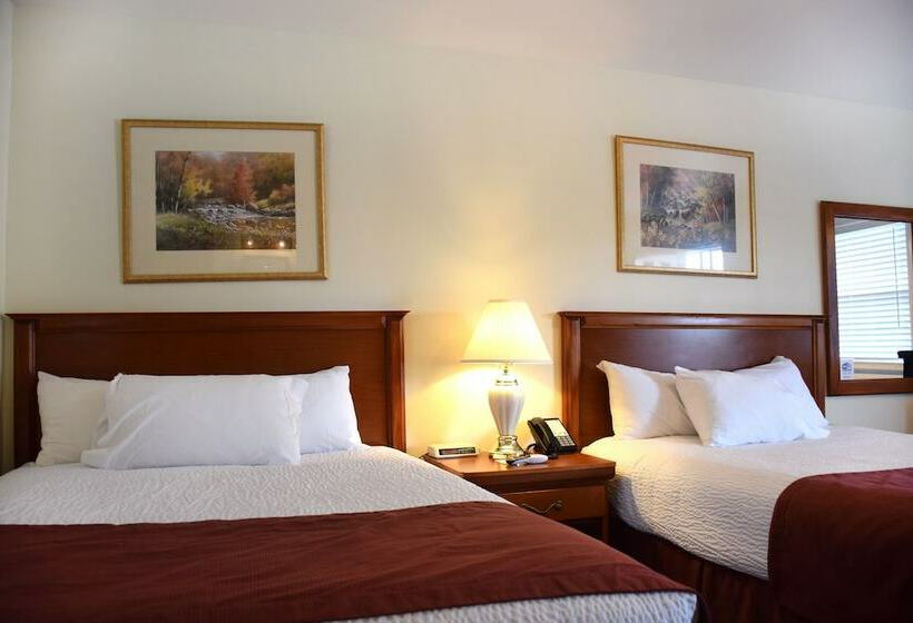带2个双人床的标准工作室, Nordick's Inn